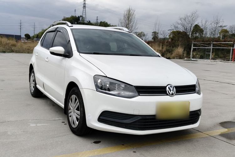 Used Volkswagen Polo 2018 1.5L Manual Drive-Comfort Model Exterior 4