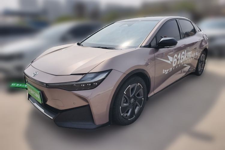 Used Toyota bZ3 2023 616 km Long-Range Premium