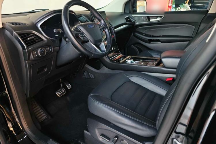 Used Ford Edge 2020 EcoBoost 245 Two-Wheel Drive Titanium 7-Seater
