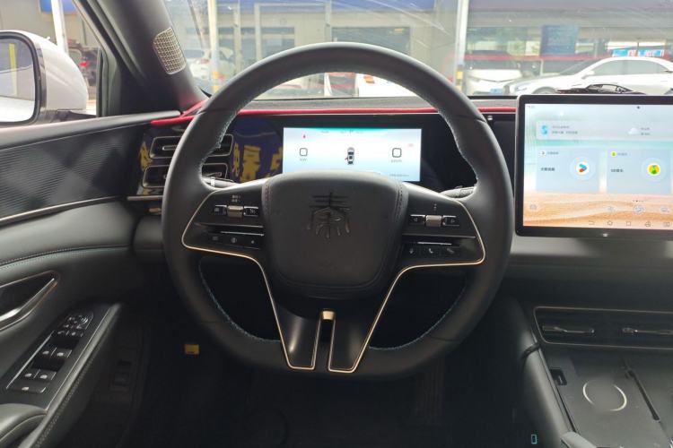Used BYD Qin L 2024 DM-i 120KM Leading Model Steering Wheel