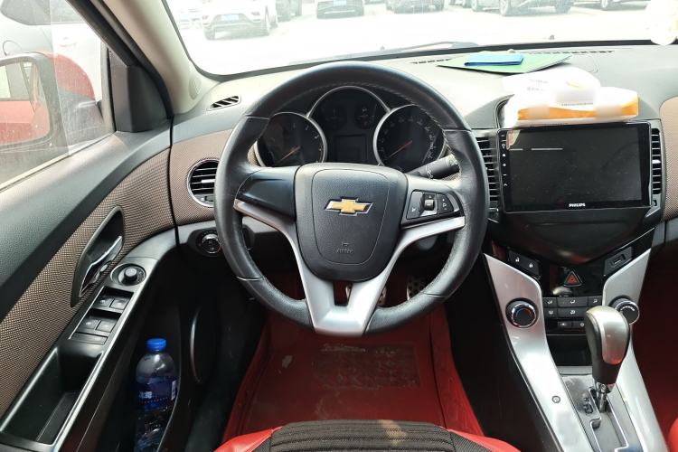 Used Chevrolet Cruze 2013 Hatchback 1.6L Automatic Luxury Model
