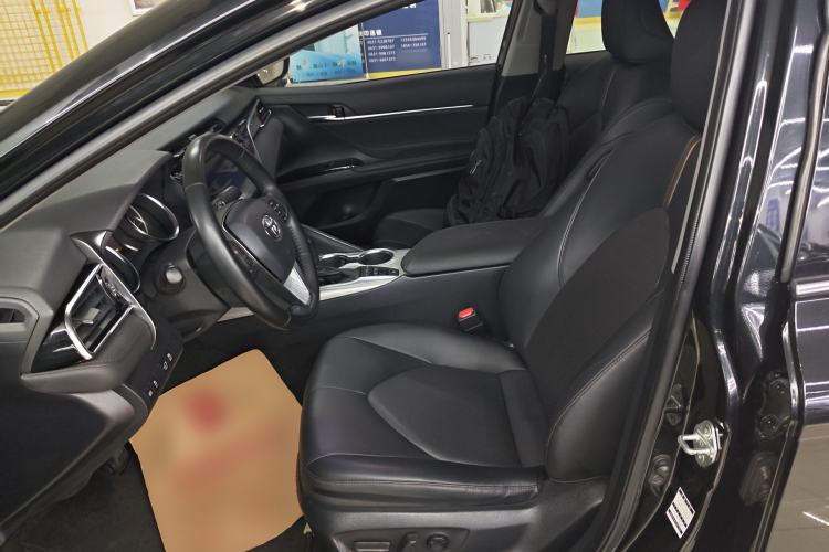 Used Toyota Camry 2019 Dual-Engine 2.5 HG Luxury Edition China VI Standard Left Front Seat