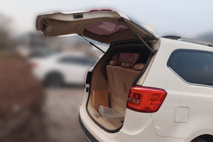 Used Baojun 730 2016 1.5L Manual Comfort Version 7 Seats China V Emission Standard Trunk