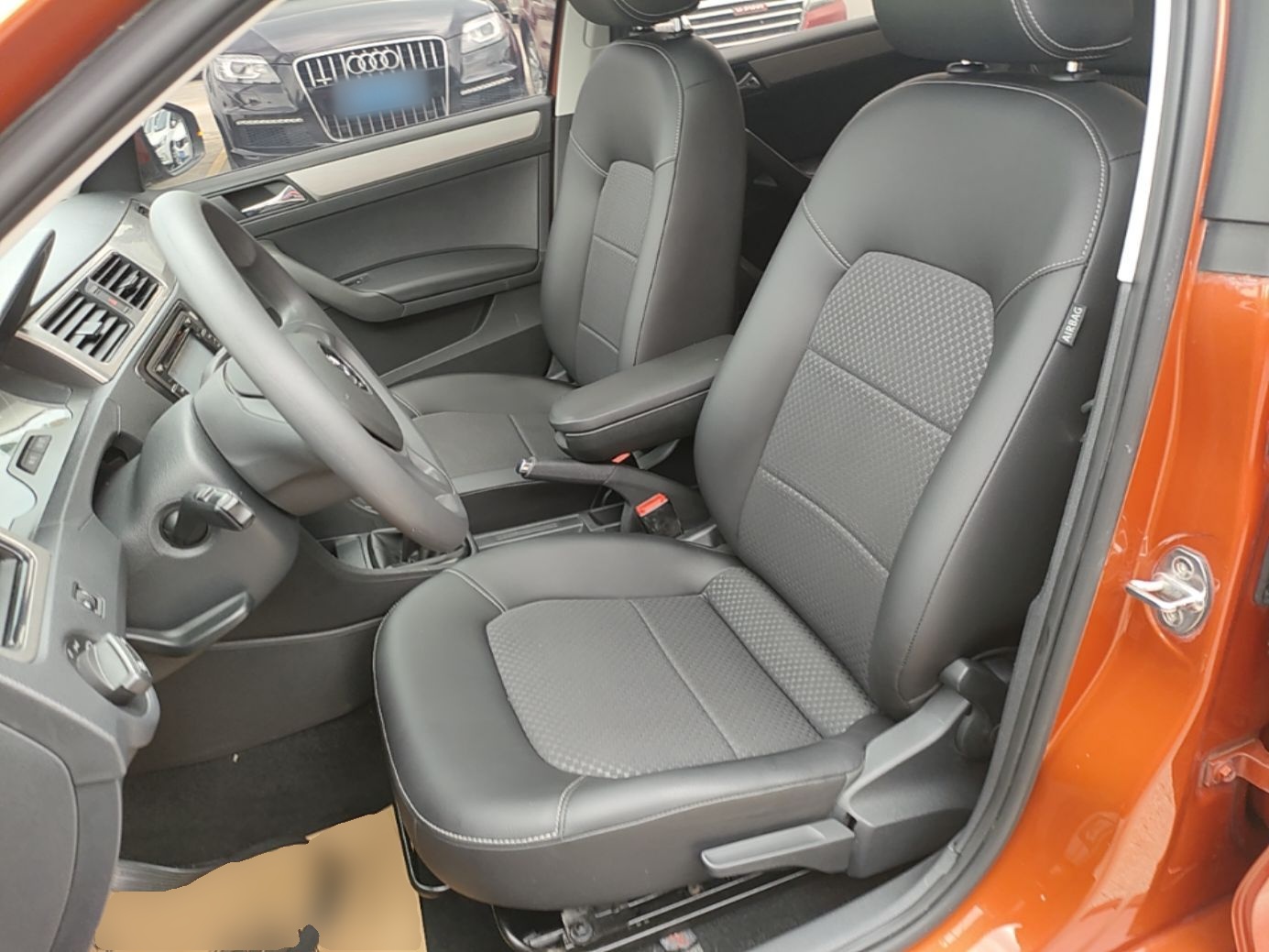 Interior delantero