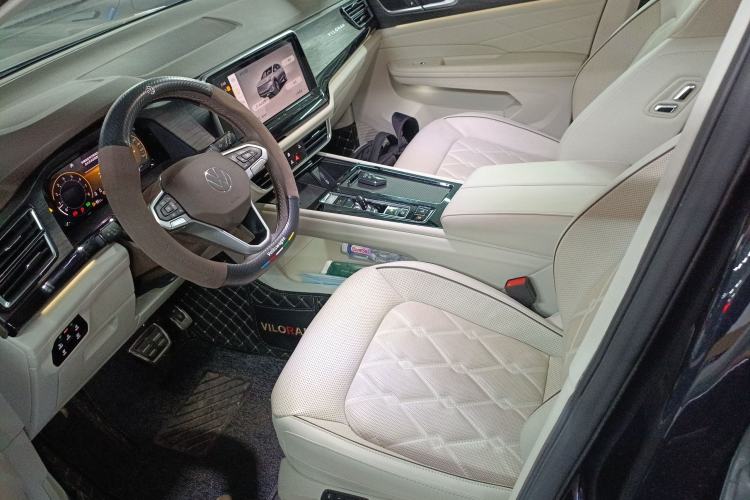 Used Volkswagen Viloran 2023 Revised 380TSI Prestige Edition