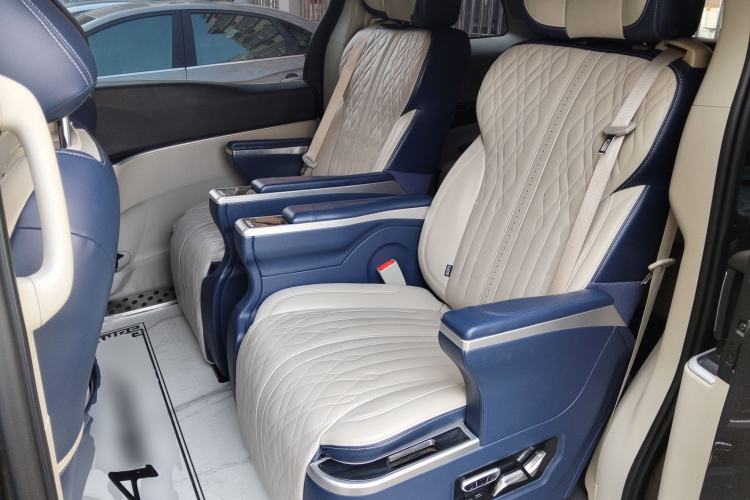 Used Buick GL8 2021 Land Cruiser Executive Class 652T Comfort Model