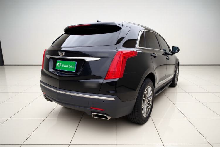 Used Cadillac XT5 2018 25T Luxury Model Rear Right 45 Deg