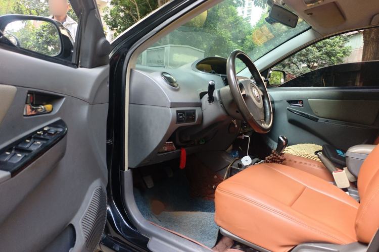 Used Geely Auto Diamond 2010 2nd Generation 1.5L Manual Standard Version Driver Seat