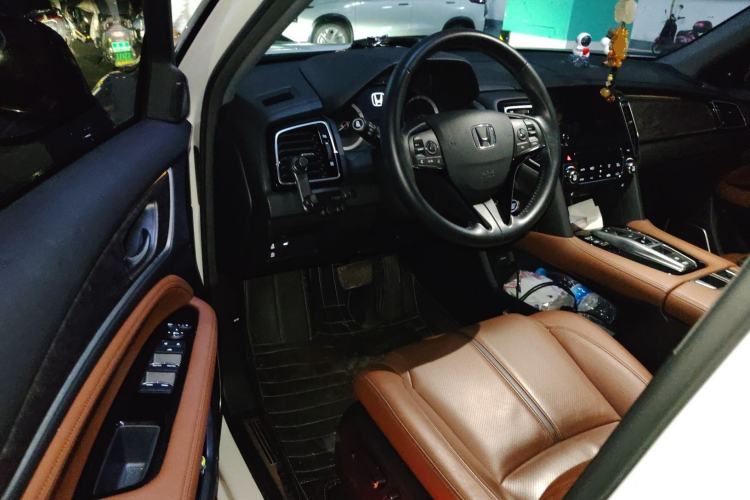 Used Honda UR-V 2020 370TURBO Two-Wheel Drive Luxury Edition
