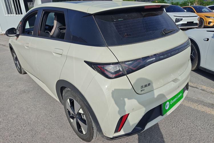 Used BYD Dolphin 2023 420 km Fashion Edition
