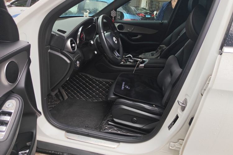 Used Mercedes-Benz GLC 2017 GLC 200 4MATIC Left Front Seat