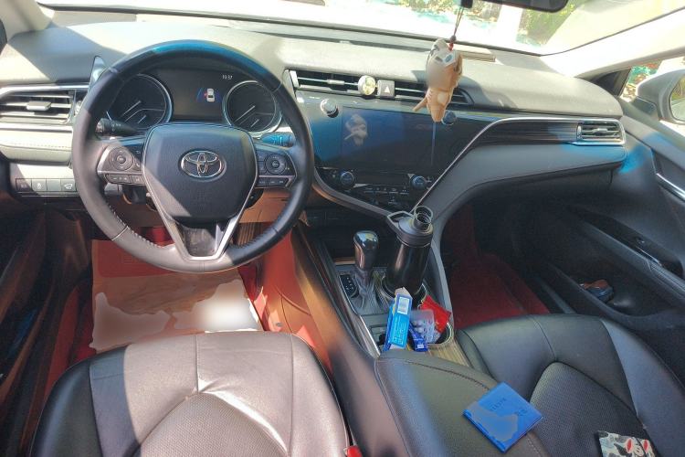 Used Toyota Camry 2019 2.0G Luxury Edition China VI Standard Center Console