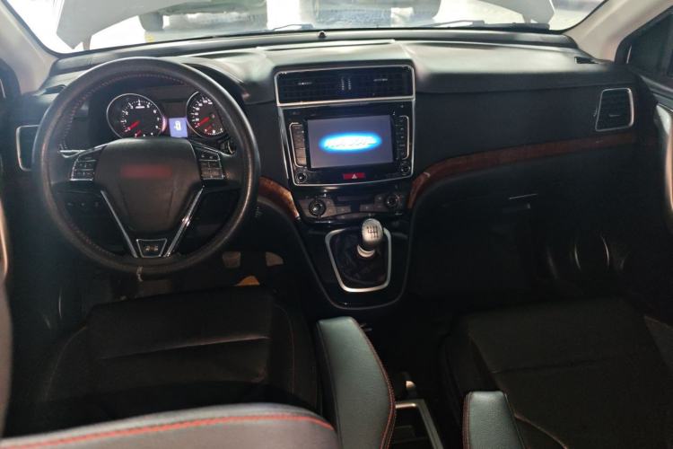Used Haval H6 2014 Sport Version 1.5T Manual Two-Wheel Drive Elite Edition
