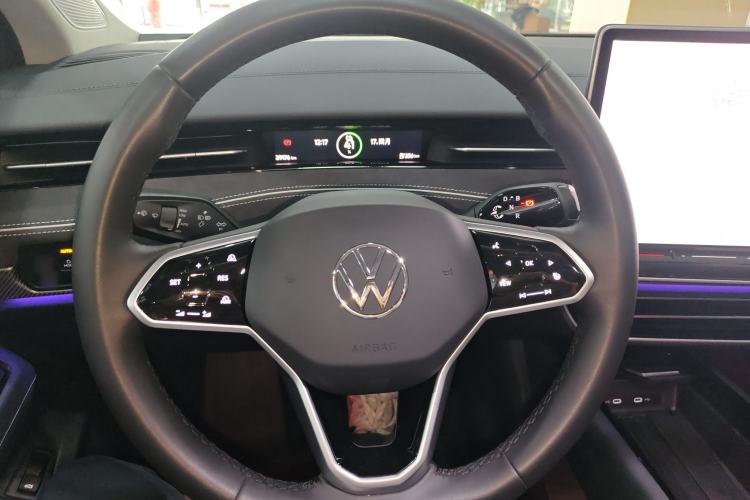 Used Volkswagen ID.7 VIZZION 2024 PRO Model Steering Wheel