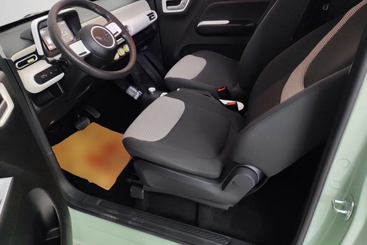 Used Wuling Hongguang MINIEV 2024 3rd Generation 215km Youth Edition Left Front Seat