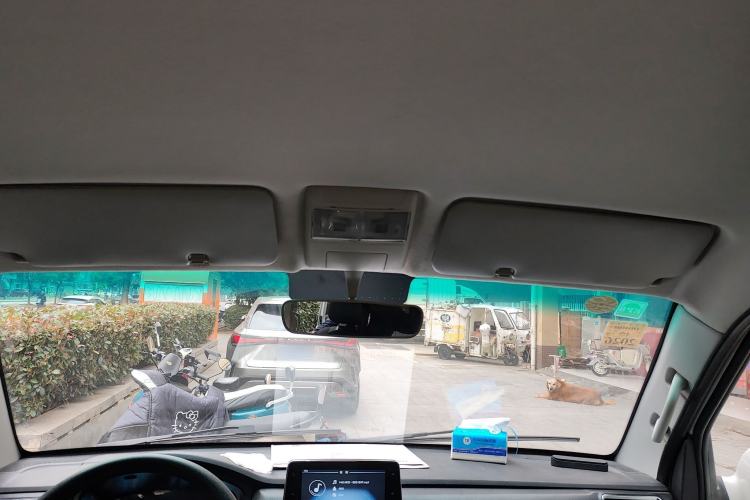 Used Jinbei New Hiace S 2023 1.5L Wealth Edition Passenger Van 5/6/7-Seater Central Air Conditioning Version SWC15M Headliner