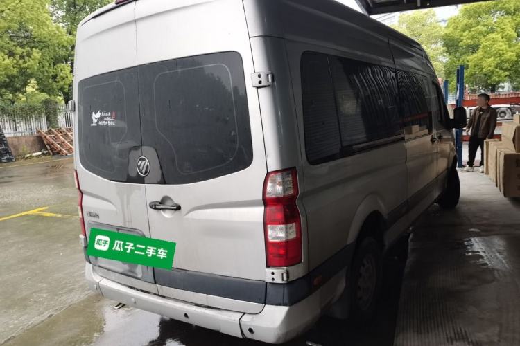 Used Foton Scenic G5 2021 2.0T Diesel Commercial Version 7-Seater Multi-Purpose Passenger Vehicle 4F20TC3
