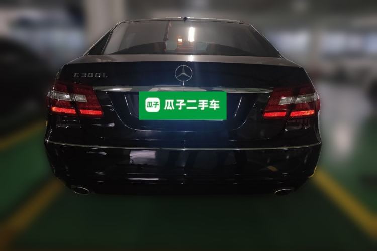 Used Mercedes-Benz E-Class 2010 E 300 L Fashion Model