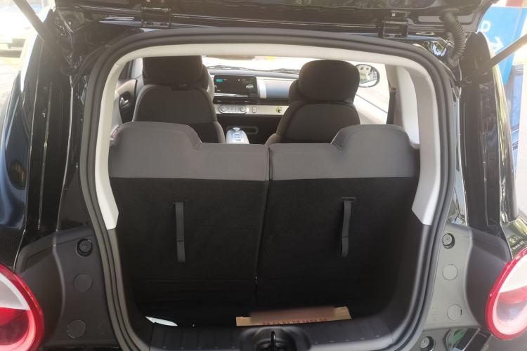 Used CHANGAN NEVO Lumin 2025 301km Cute Baby Edition Trunk