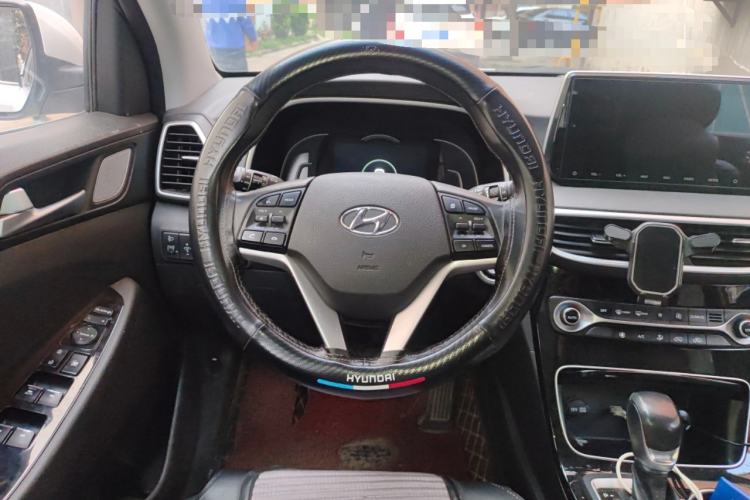 Used Hyundai Tucson 2019 280TGDi Dual-Clutch Two-Wheel Drive Fashion Edition China V Standard Steering Wheel