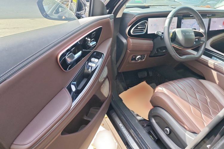 Used EXEED Lanyue 2023 400T Four-Wheel Drive Star Prestige Edition 6 Seats