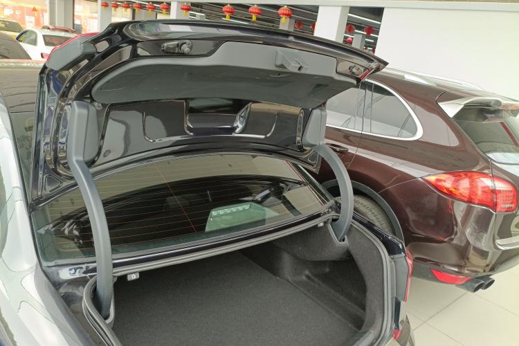 Used Volkswagen Passat 2017 330TSI DSG Luxury Edition Trunk