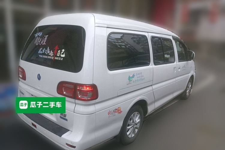 Used FORTHING Lingzhi M5 2022 Standard Edition Basic Model 9-Seater