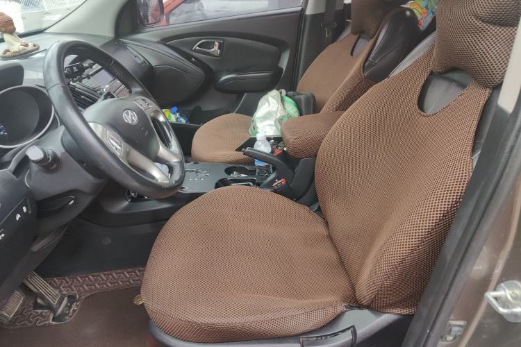 Used Hyundai ix35 2012 2.0L Automatic Two-Wheel Drive Elite Edition GLS
