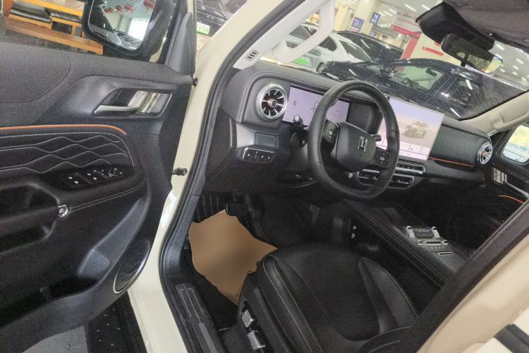 Used Tank 300 New Energy 2025 Hi4-T