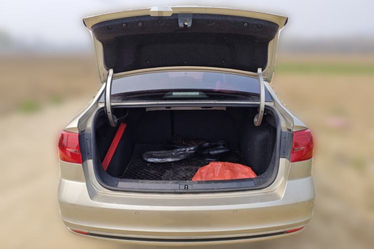 Used Volkswagen Bora 2017 1.6L Automatic Two-Millionth-Vehicle Commemorative Edition