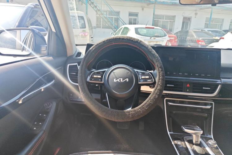 Used Kia KX3 2021 1.5L CVT Trend Edition Steering Wheel