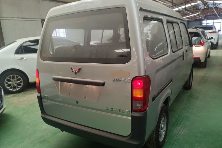 Used Wuling Zhiguang 2023 1.5L Practical Version 5/7 Seats
