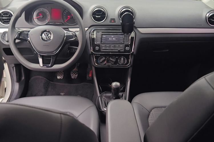 Used Volkswagen Jetta 2017 1.5L Manual Comfort Model
