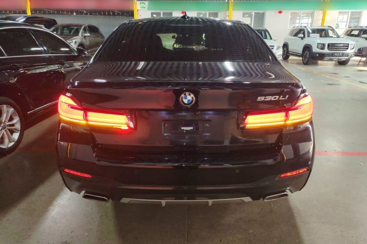 Used BMW 5 Series 2022 Restyled 530Li Leading Edition M Sport Package
