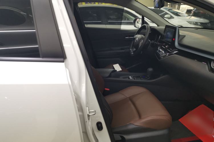 Used Toyota IZOA 2021 2.0L Yidong Edition
