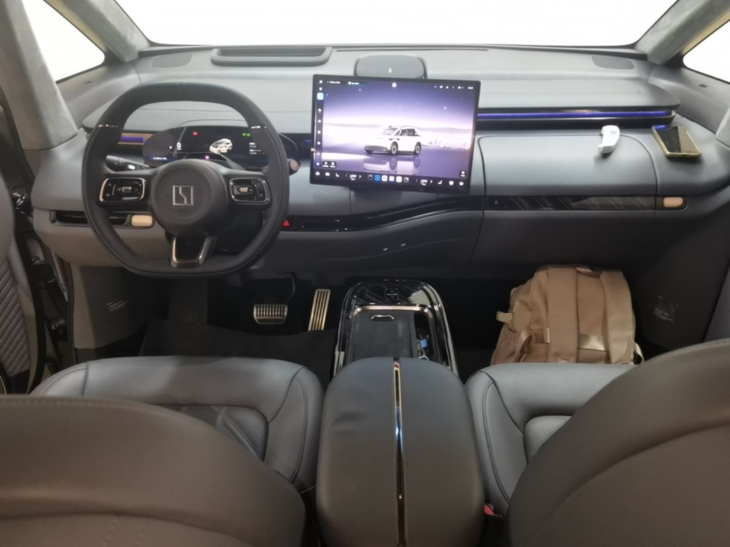 Zeekr MIX 2025 Long-Range Intelligent Driving Edition — снимка 12