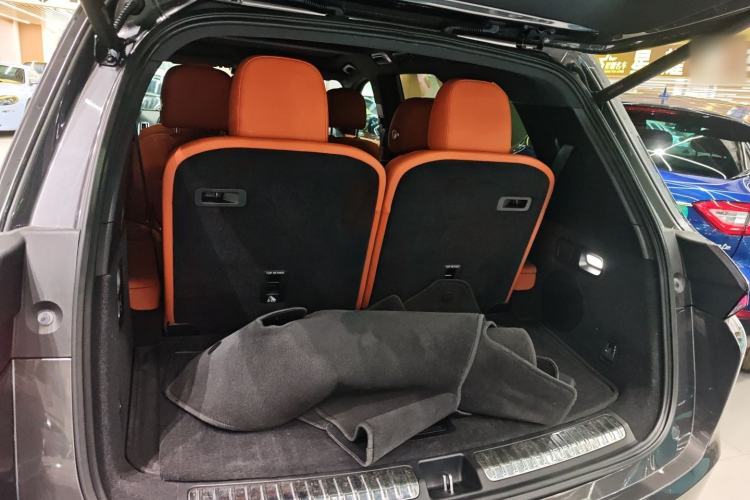 Used Li Auto L8 2023 Pro Model
