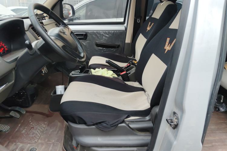 Used Wuling Rongguang S 2021 1.2L Base Model 5-Seater LSI Left Front Seat