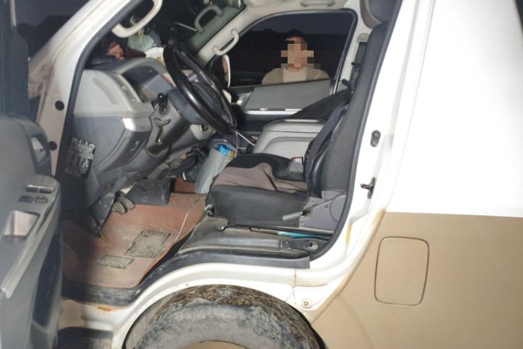 Used Foton Scenic G7 2016 2.0L Commercial Version Long Wheelbase High Roof – 4Q20M