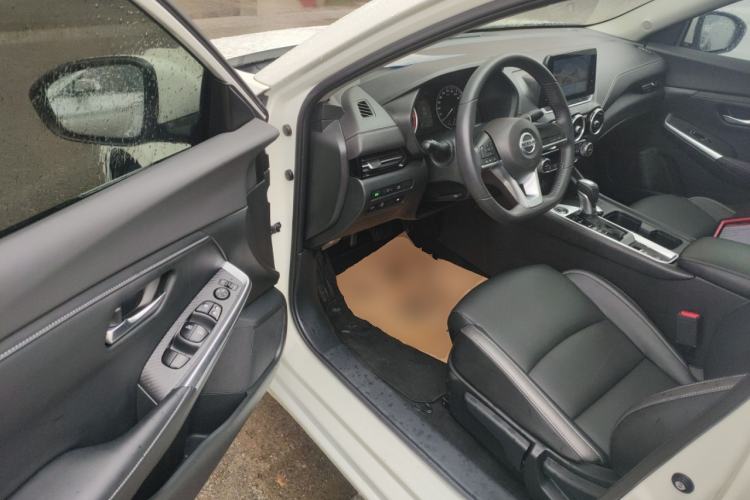 Used Nissan Sylphy 2022 1.6L XL CVT Enjoyment Edition Driver Seat