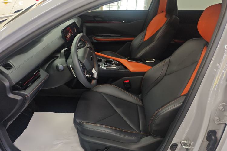 Used CHANGAN UNI-V 2022 1.5T Prestige Version