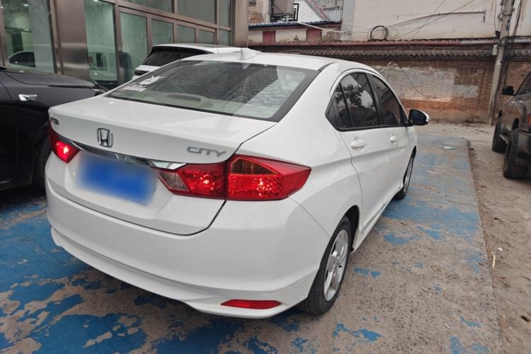 Used Honda City 2015 1.5L CVT Luxury Edition Rear Right 45 Deg