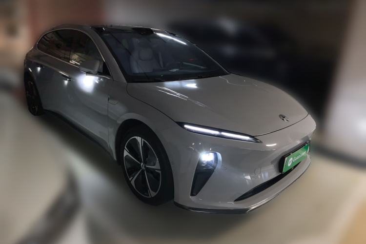 Used Nio ET5T 2024 75kWh Touring Front Right 45 Deg