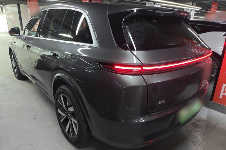 Used Li Auto L7 2023 Air model Rear Left 45 Deg