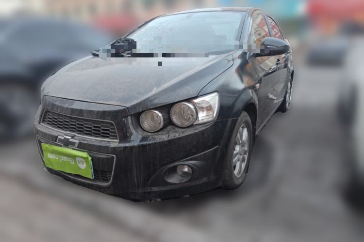 Used Chevrolet Aveo Sonic 2011 Sedan 1.4L Manual Transmission SE