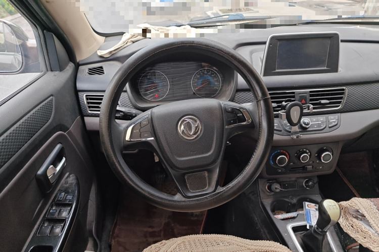 Used Dongfeng Fengon 330 2018 1.5L 330S Comfort Edition DK15