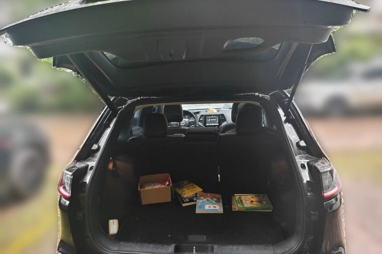 Used Jeep Cherokee 2019 2.0T 2WD Enjoyment Edition China V
