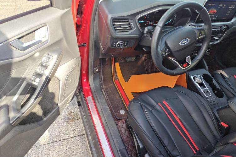 Used Ford Focus Active 2020 EcoBoost 180 Automatic Trendy Model
