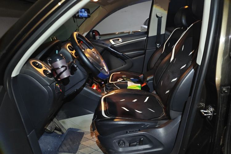 Used Volkswagen Tiguan 2015 2.0 TSI Automatic All-Wheel Drive Flagship Edition