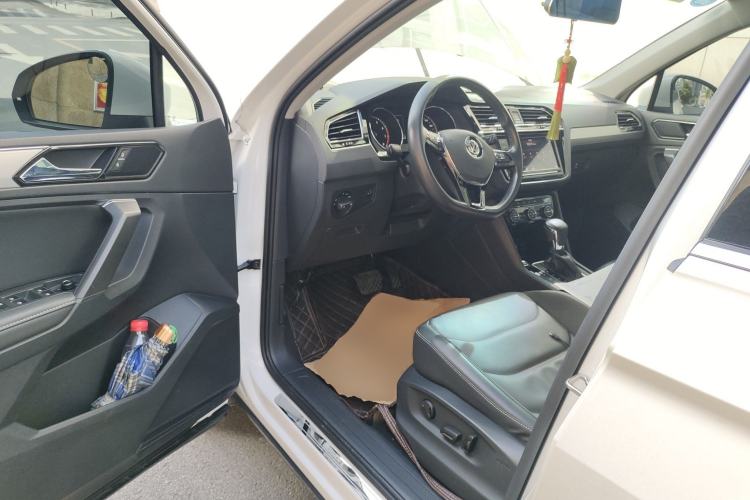 Used Volkswagen Tiguan L 2019 330TSI Automatic Two-Wheel Drive Panoramic Comfort Edition China VI Standard